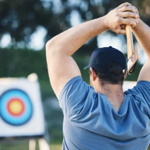 how-to-improve-your-axe-throwing-skills-fast